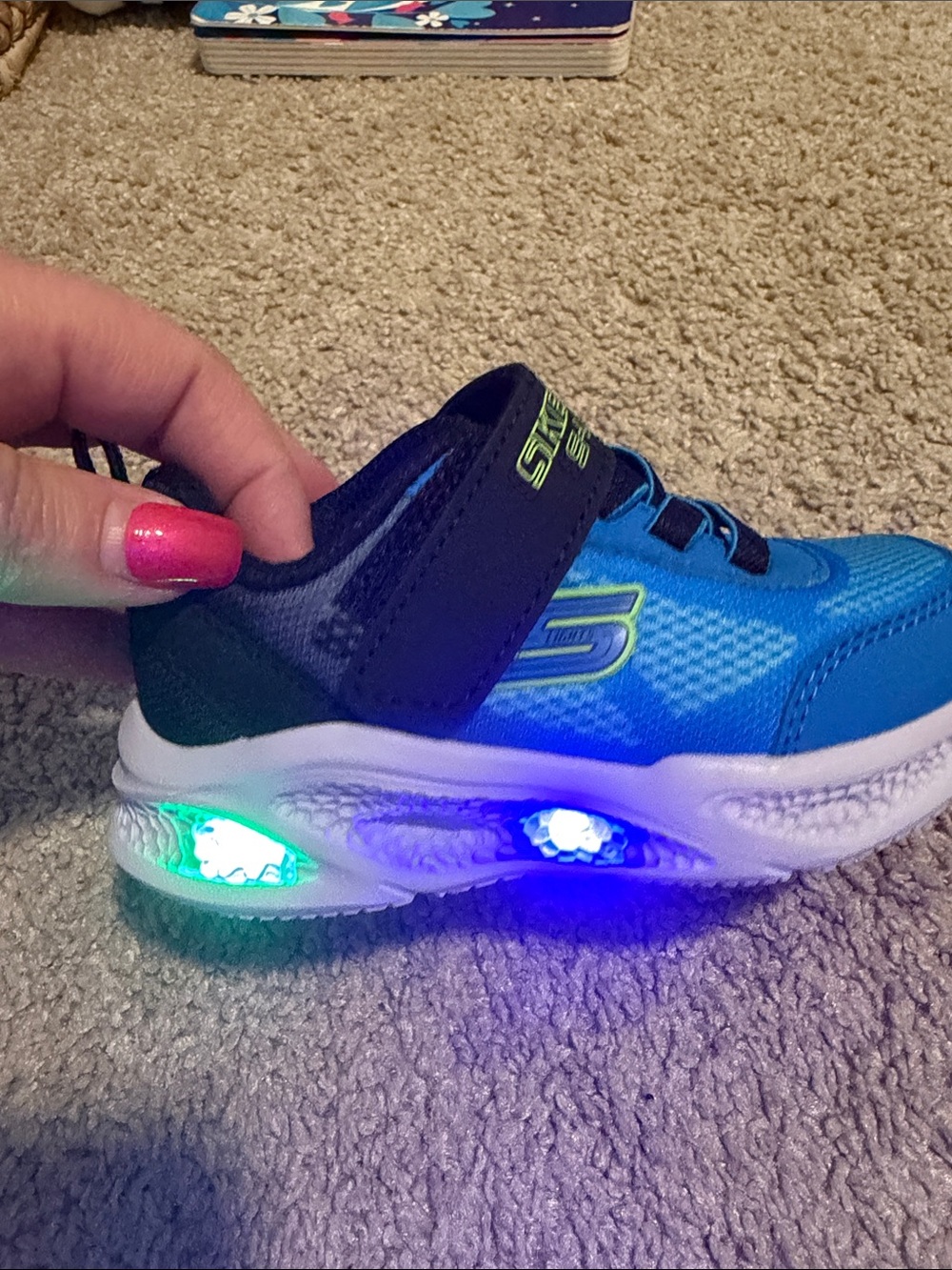 Skechers Toddler Black & Blue Light-Up Athletic Shoe - Picture 5 of 6